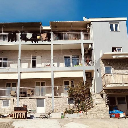 Apartmani Andrija Zivogosce Luaran gambar