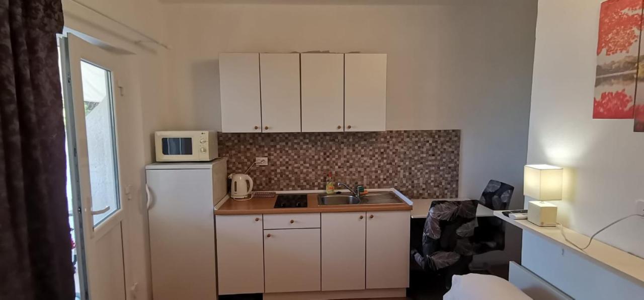 Apartmani Andrija Zivogosce Luaran gambar