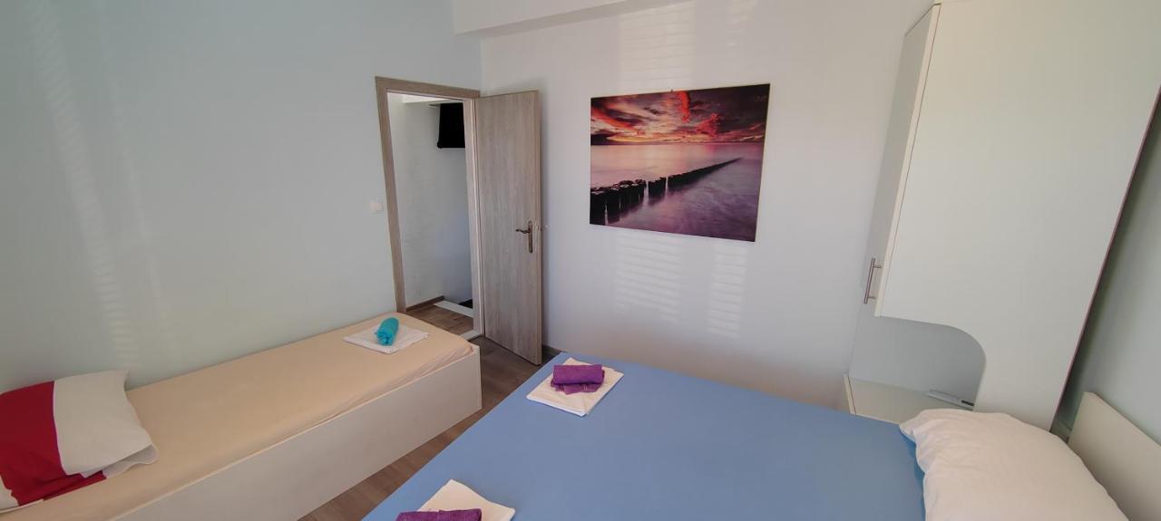 Apartmani Andrija Zivogosce Luaran gambar